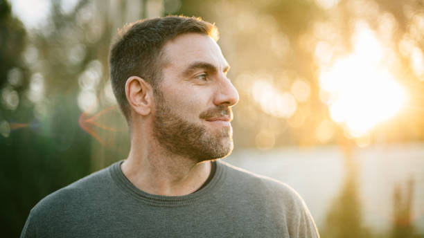 <strong>Daniel E.</strong>